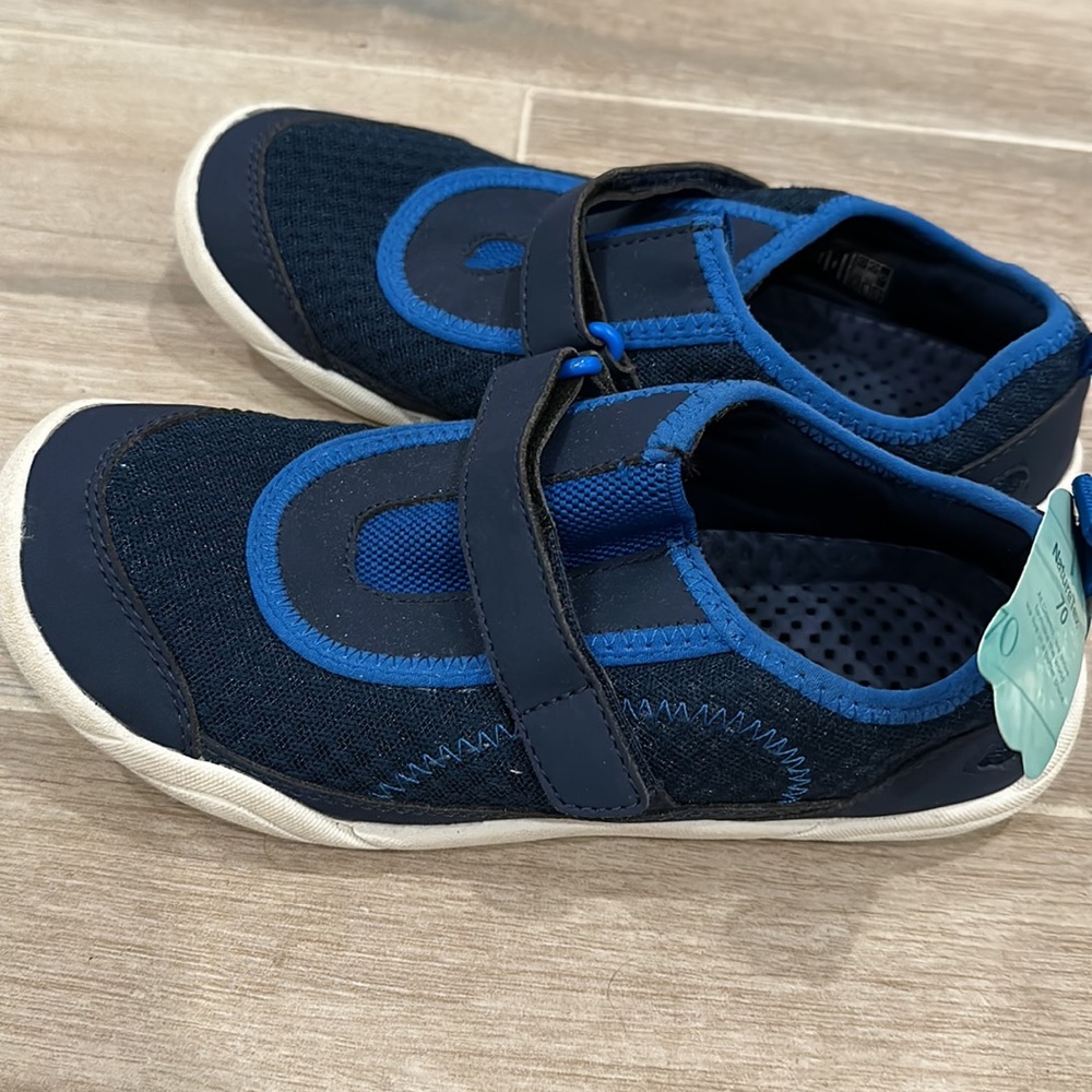 Lands End Water Shoes kids size 3M -tags on